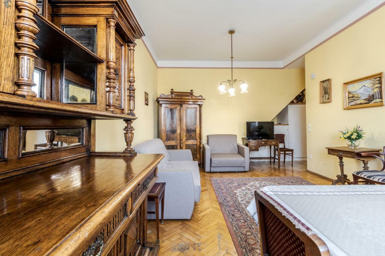 George Apartment Lviv Ngoại thất bức ảnh
